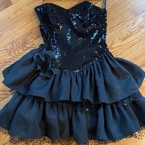 Betsy Johnson cocktail dress